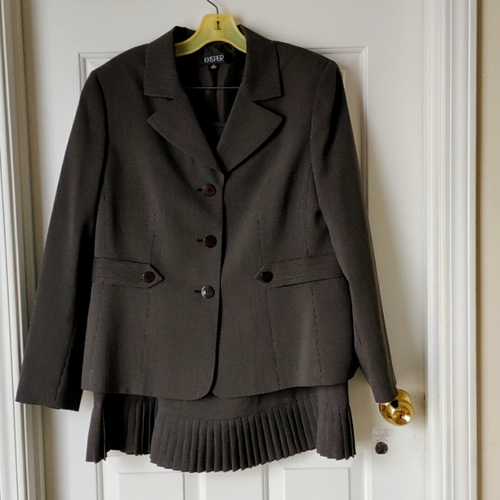 Two-piece suit